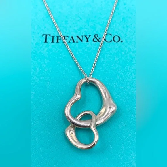 Vintage Tiffany & Co sterling silver double heart pendant by Elsa Peretti - Picture 1 of 10